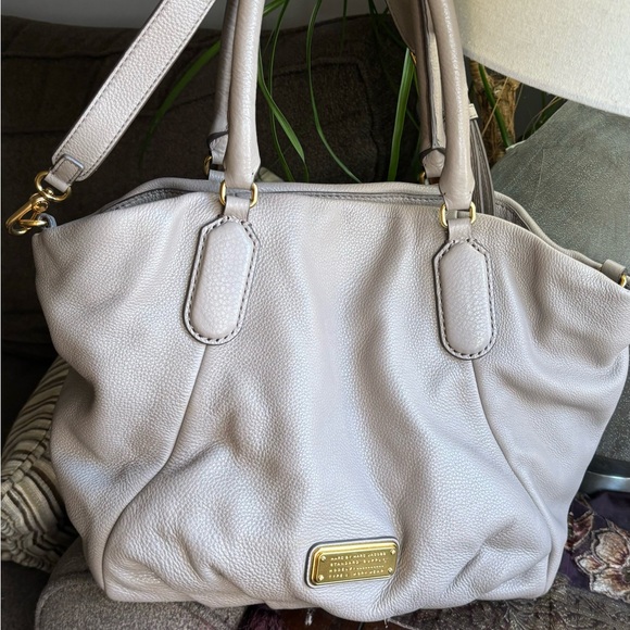 Authentic MARC BY MARC JACOBS cow leather convertible shoulder/satchel/Crosb - Picture 2 of 16